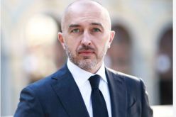 Антикорупционните служби обискират централната банка на Украйна и кабинета на шефа й-Antikoruptsionnite-sluzhbi-obiskirat-tsentralnata-banka-na-Ukrayna-i-kabineta-na-shefa-y_1792583746.jpg