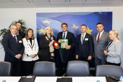 Делегацията на ДПС в Брюксел проведе ключова за регионите среща със зам.-председателя на ЕК-Delegatsiyata-na-DPS-v-Bryuksel-provede-klyuchova-za-regionite-sreshta-sas-zam-predsedatelya-na-EK_1791983937.jpg