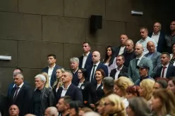 Гоце Делчев към Йотова: С Вас утрешният ден ще е в сигурни ръце-Gotse-Delchev-kam-Yotova--S-Vas-utreshniyat-den-shte-e-v-sigurni-ratse_1791177866.jpg