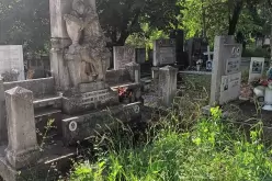 Гробът на Колю Конкилев с плачещия ангел-Grobat-na-Kolyu-Konkilev-s-placheshtiya-angel_1792747059.jpg