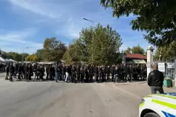 Хиляди се простиха с убития бизнесмен и собственик на "Ботев" - Пловдив Илиян Филипов-Hilyadi-se-prostiha-s-ubitiya-biznesmen-i-sobstvenik-na--Botev----Plovdiv-Iliyan-Filipov_1791367912.jpg