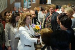 Илияна Йотова във Вълчи дол: Най-голямата сила на България са нейните хора-Iliyana-Yotova-vav-Valchi-dol--Nay-golyamata-sila-na-Balgariya-sa-neynite-hora_1791213044.jpg