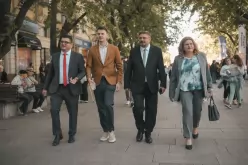 Кандидатът за вицепрезидент Кирил Вълчев присъства на тържествата за празника на Стара Загора-Kandidatat-za-vitseprezident-Kiril-Valchev-prisastva-na-tarzhestvata-za-praznika-na-Stara-Zagora_1791201515.jpg
