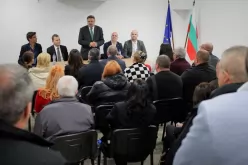 Кирил Вълчев присъства на празника на град Гоце Делчев-Kiril-Valchev-prisastva-na-praznika-na-grad-Gotse-Delchev_1792480944.jpg