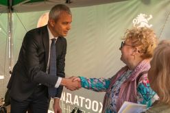 Костадинов в Бургас: Ако държавата не е силна и няма силна армия, не може да гарантира сигурността-Kostadinov-v-Burgas--Ako-darzhavata-ne-e-silna-i-nyama-silna-armiya--ne-mozhe-da-garantira-sigurnostta_1791900447.jpg