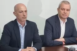 Костадинов във Варна: Ако гласувате за "Възраждане", гласувате за мир и сигурност-Kostadinov-vav-Varna--Ako-glasuvate-za--Vazrazhdane--glasuvate-za-mir-i-sigurnost_1792253340.jpg