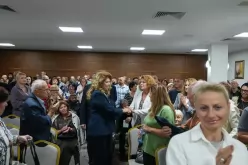 При огромен интерес премина предизборната среща на кандидат-президентската двойка в Сандански-Pri-ogromen-interes-premina-predizbornata-sreshta-na-kandidat-prezidentskata-dvoyka-v-Sandanski_1791124982.jpg