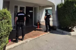 Разбиха схема за източване на 1 млн.евро от НЗОК от аптеки,фалшифицирали кодове и изнасяли в чужбина

Снимка: МВР -Razbiha-shema-za-iztochvane-na-1-mln-evro-ot-NZOK-ot-apteki-falshifitsirali-kodove-i-iznasyali-v-chuzhbina-Snimka--MVR-_1791546004.jpg