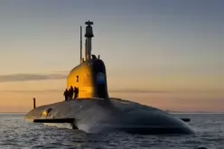 Руска атомна подводница нанесе удари от дълбините на Тихия океан:„Калибър“ порази цел на над 1200 км-Ruska-atomna-podvodnitsa-nanese-udari-ot-dalbinite-na-Tihiya-okean-Kalibar--porazi-tsel-na-nad-1200-km_1792143032.jpg
