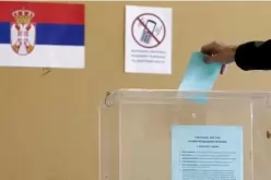 Сърбия гласува: Огромни опашки пред секциите още от сутринта-Sarbiya-glasuva--Ogromni-opashki-pred-sektsiite-oshte-ot-sutrinta_1792920207.jpg