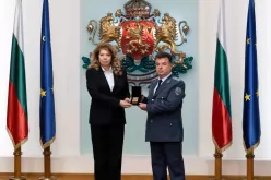 Йотова: Заплахите и рисковете пред националната сигурност изискват адекватен и своевременен отговор-Yotova--Zaplahite-i-riskovete-pred-natsionalnata-sigurnost-iziskvat-adekvaten-i-svoevremenen-otgovor_1791897094.jpg