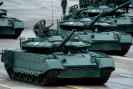 "Летящият" руски танк Т-80БВМ е модернизиран преди началото на войната

--Letyashtiyat--ruski-tank-T-80BVM-e-moderniziran-predi-nachaloto-na-voynata-_1792486808.jpg