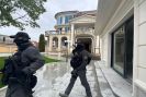 11 задържани при акция за източване на ВиК дружество чрез обществени поръчки. Снимки и видео ГДБОП

-11-zadarzhani-pri-aktsiya-za-iztochvane-na-ViK-druzhestvo-chrez-obshtestveni-porachki--SNIMKI-I-VIDEO-_1792073076.jpg