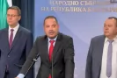 Калин Стоянов огласи случай на полицейско насилие в Кърджали: Момчето е удряно с дървен крак на стол-Kalin-Stoyanov-oglasi-sluchay-na-politseysko-nasilie-v-Kardzhali--Momcheto-e-udryano-s-darven-krak-na-stol_1791445613.jpg