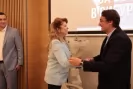 Навръх 17-ия си рожден ден Младежкото обединение в БСП посрещна Илияна Йотова с червени рози  -Navrah-17-iya-si-rozhden-den-Mladezhkoto-obedinenie-v-BSP-posreshtna-Iliyana-Yotova-s-cherveni-rozi-_1791716261.jpg