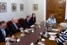 Президентът Йотова се срещна с ръководителя на Американския еврейски комитет в периода 1990 – 2022 г. Дейвид Харис-Prezidentat-Yotova-se-sreshtna-s-rakovoditelya-na-Amerikanskiya-evreyski-komitet-v-perioda-1990---2022-g--Deyvid-Haris_1791812705.jpg
