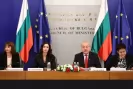 Работодателите одобриха минималната работна заплата за 2027 г. да е 660€, синдикатите – не-Rabotodatelite-odobriha-minimalnata-rabotna-zaplata-za-2027-g--da-e-660--sindikatite---ne_1792750768.png