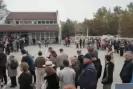 Сърбия гласува за парламент, дълги опашки се извиха пред избирателните секции-Sarbiya-glasuva-za-parlament--dalgi-opashki-se-izviha-pred-izbiratelnite-sektsii_1792949079.jpg