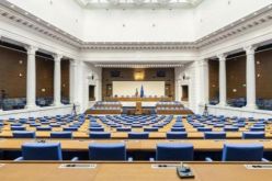 Отцепниците от БСП обещали да правят кворум в парламента срещу обособяването им в групаl-1604488915.jpg