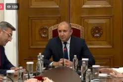 Радев към ДПС: Гражданите очакват проблемите им да се решават. Това означава редовно правителство-Radev-kam-DPS--Grazhdanite-ochakvat-problemite-im-da-se-reshavat--Tova-oznachava-redovno-pravitelstvo_1667387094.png