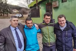 Спасителите на Сашко се отказват от 100 000 лева награда: Не повярвахме, когато го открихме!-Spasitelite-na-Sashko-se-otkazvat-ot-100-000-leva-nagrada--Ne-povyarvahme--kogato-go-otkrihme-_1668870102.jpg