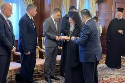 Вселенският патриарх подари икони на  представителите на българската делегация 
Сн.Епицентър.бг -Vselenskiyat-patriarh-podari-ikoni-na-predstavitelite-na-balgarskata-delegatsiya--Sn-Epitsentar-bg-_1671523997.jpg