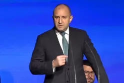 Румен Радев: Целта на присъединяването ни към еврозоната е българите да живеят по-добре-Rumen-Radev--Tselta-na-prisaedinyavaneto-ni-kam-evrozonata-e-balgarite-da-zhiveyat-po-dobre_1677228575.png