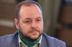По случая "Петрохан": Бившият екоминистър Борислав Сандов е призован в Прокуратурата -Tragva-li-Sandov-kam-sada--DANS--Po-sluchaya--Petrohan--ima-delo-sreshtu-litse-na-vissha-publichna-dlazhnost_1770822708.jpg