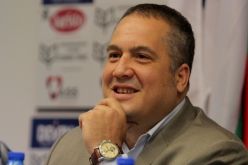 Слави Бинев: Не приемам политиката, в която само хулиш някого и го сочиш с пръст-1488473163.jpg