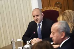 Радев събира Главчев и политическите сили на консултации-Radev-sabira-Glavchev-i-politicheskite-sili-na-konsultatsii_1712295290.jpg