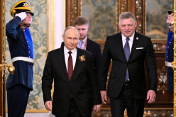 Русия и Словакия разменят военни аташета. Фицо: Не искам втора Желязна завеса-Fitso-pred-Putin--Slovakiya-e-protiv-plana-za-palno-prekratyavane-na-vnosa-na-ruski-gaz-v-ES_1746898250.png