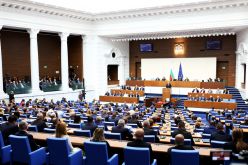 Парламентът изслушва министър Иван Шишков за свлачището на пътя Смолян – Пампорово-Neuspeli-kandidat-deputati-vlyazoha-v-parlamenta-kato-satrudnitsi_1778669967.jpg