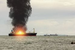 На косъм: Километри делят удара с дронове в Черно море от намеса на НАТО във войната в Украйна-Sblasak-mezhdu-plavatelni-sadove-kray-Ormuzkiya-protok--Korabi-goryat_1750152501.jpg