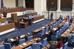 Скандал в парламента доведе до прекъсване на заседанието-Skandal-v-parlamenta-dovede-do-prekasvane-na-zasedanieto_1751616125.png
