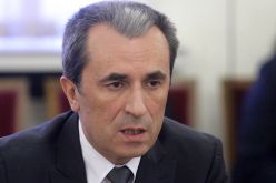 Мазохист ли е Орещарски? Политически самоубиец или мюре?-1474932672.jpg