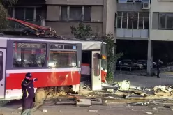 Младежи отвлякоха трамвай в столицата, забиха го в подлеза на "Ситняково" 
Сн. Булфото-Mladezhi-otvlyakoha-tramvay-v-stolitsata--zabiha-go-v-podleza-na--Sitnyakovo---Sn--Bulfoto_1756787931.jpg